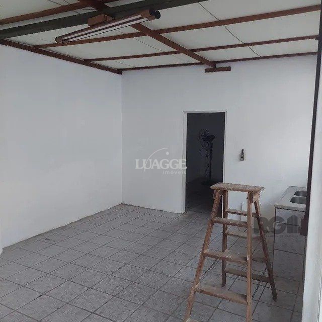 Casa à venda com 4 quartos, 356m² - Foto 4