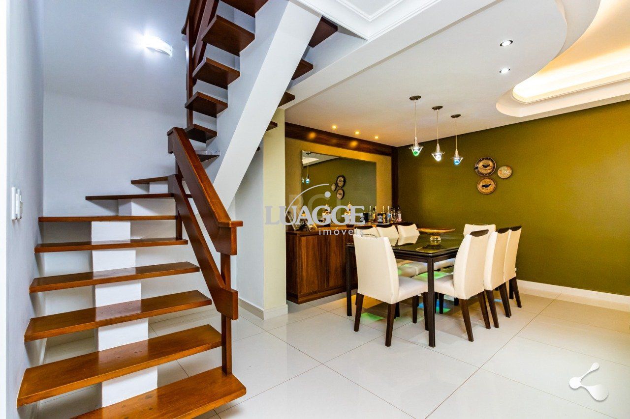 Casa de Condomínio à venda com 4 quartos, 196m² - Foto 18
