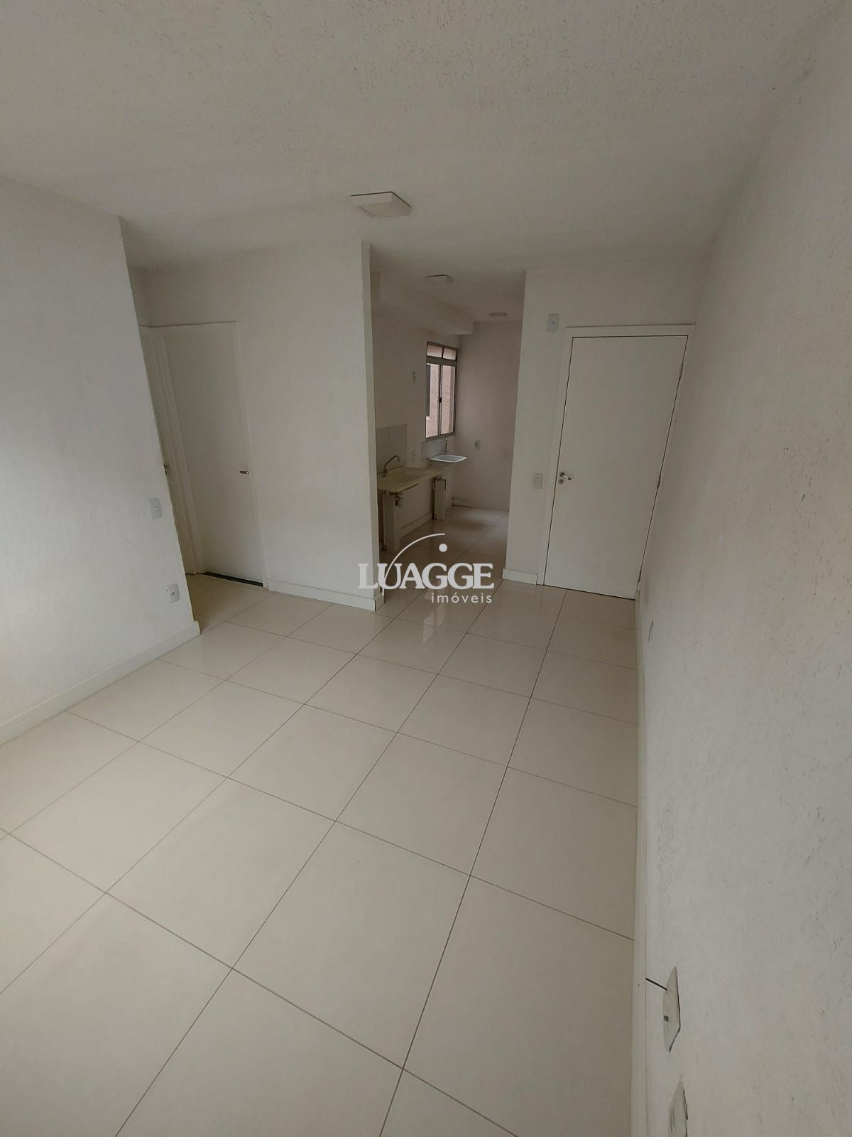 Apartamento à venda com 2 quartos, 40m² - Foto 3