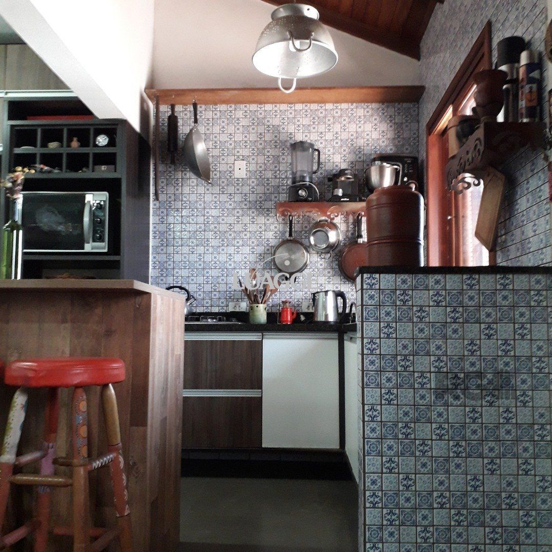 Casa à venda com 2 quartos, 82m² - Foto 14