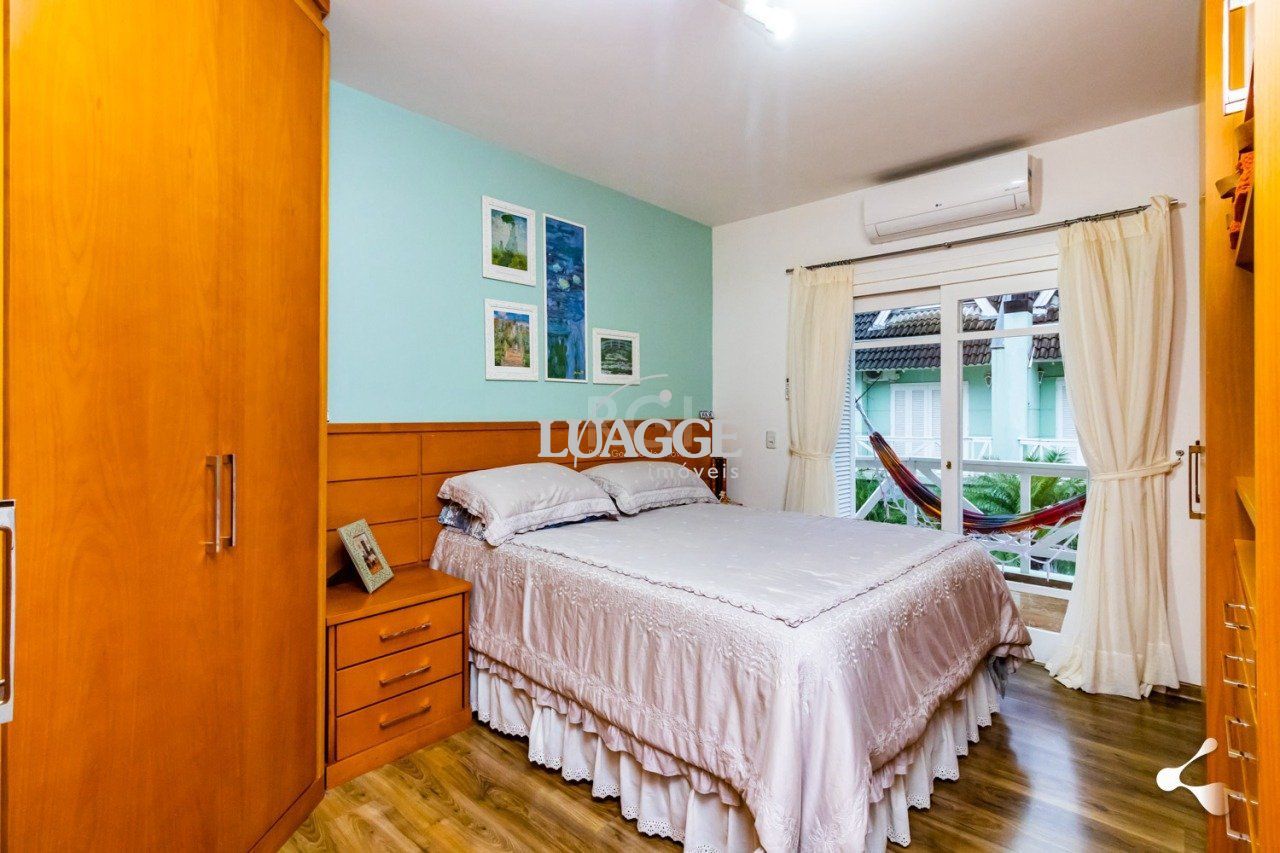 Casa de Condomínio à venda com 4 quartos, 196m² - Foto 31