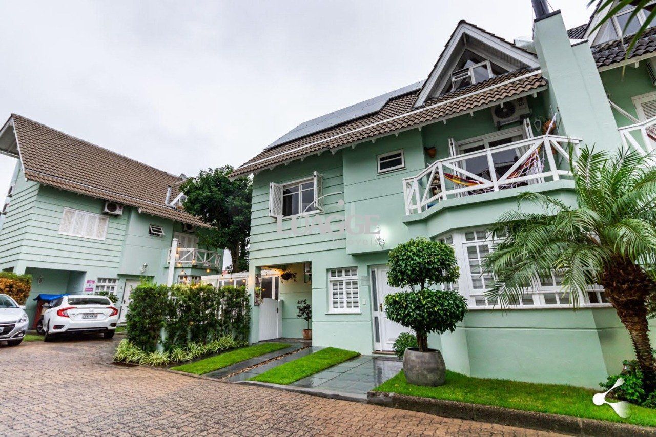 Casa de Condomínio à venda com 4 quartos, 196m² - Foto 4