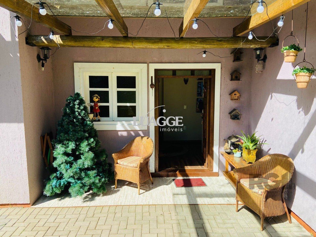 Casa à venda com 2 quartos, 139m² - Foto 2