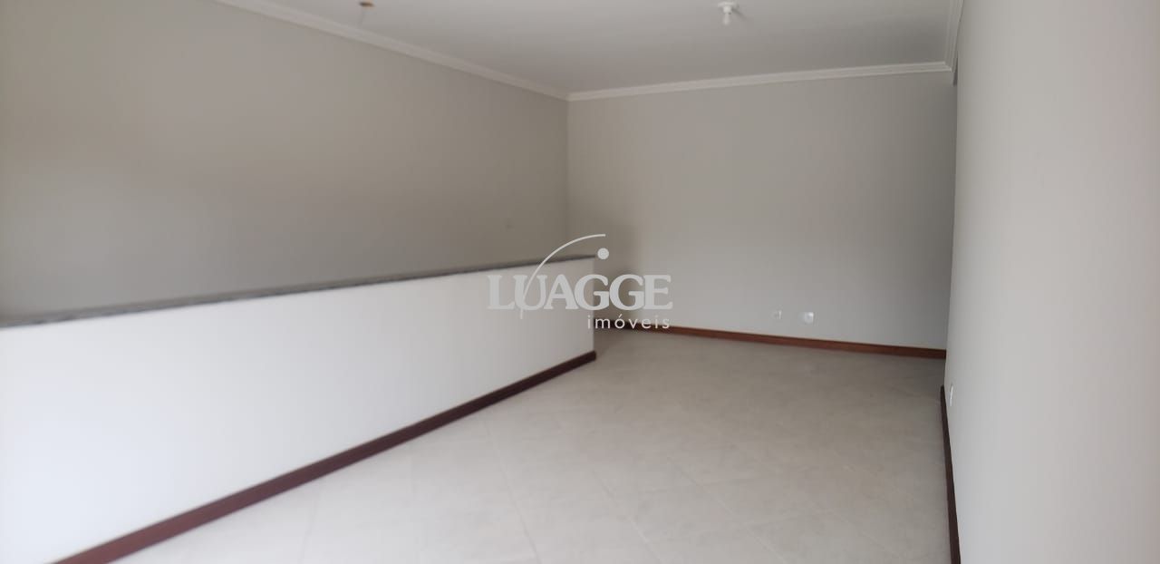 Casa à venda com 4 quartos, 380m² - Foto 15