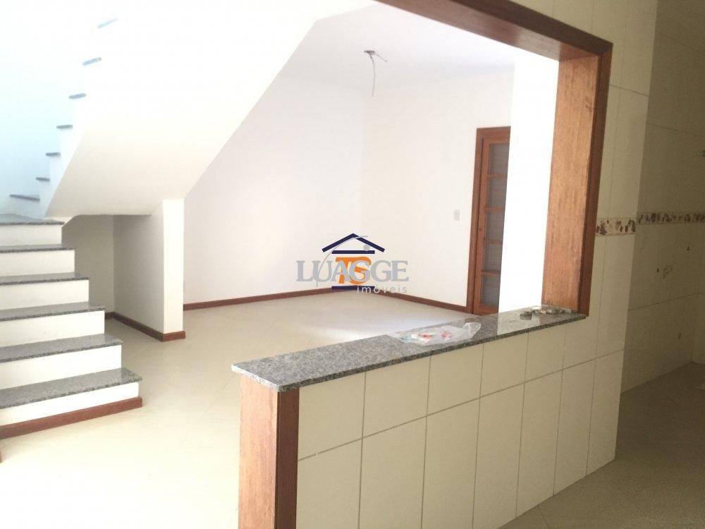Casa à venda com 2 quartos, 166m² - Foto 3