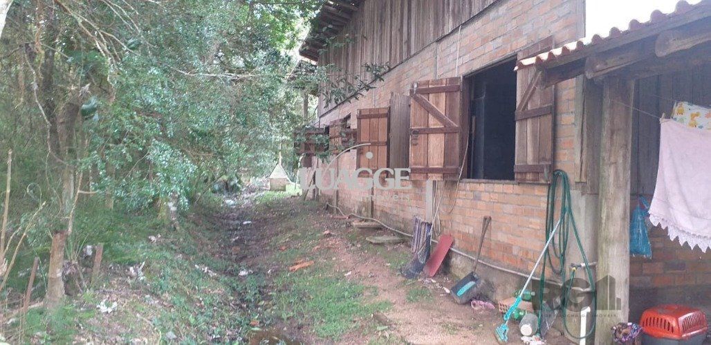 Sítio à venda com 3 quartos, 251m² - Foto 9