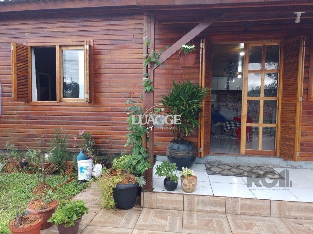 Casa à venda com 2 quartos, 72m² - Foto 3