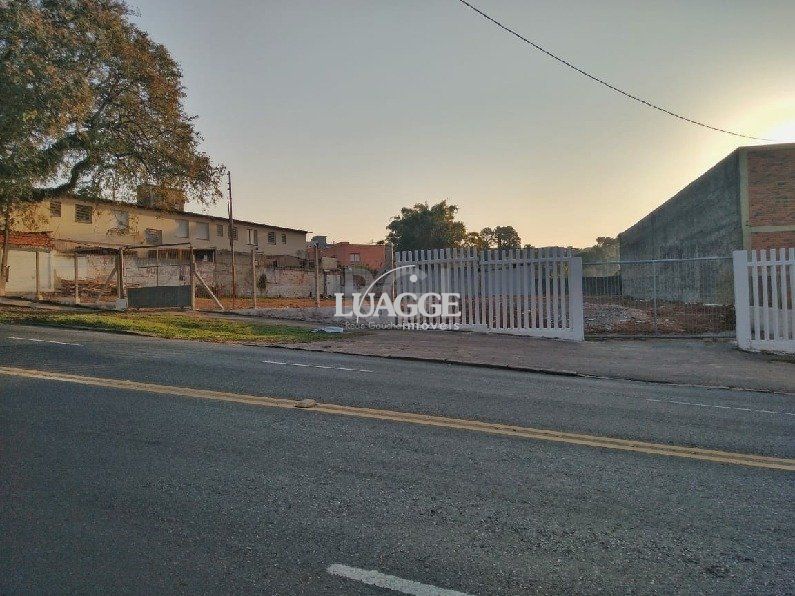 Terreno à venda, 1250m² - Foto 1