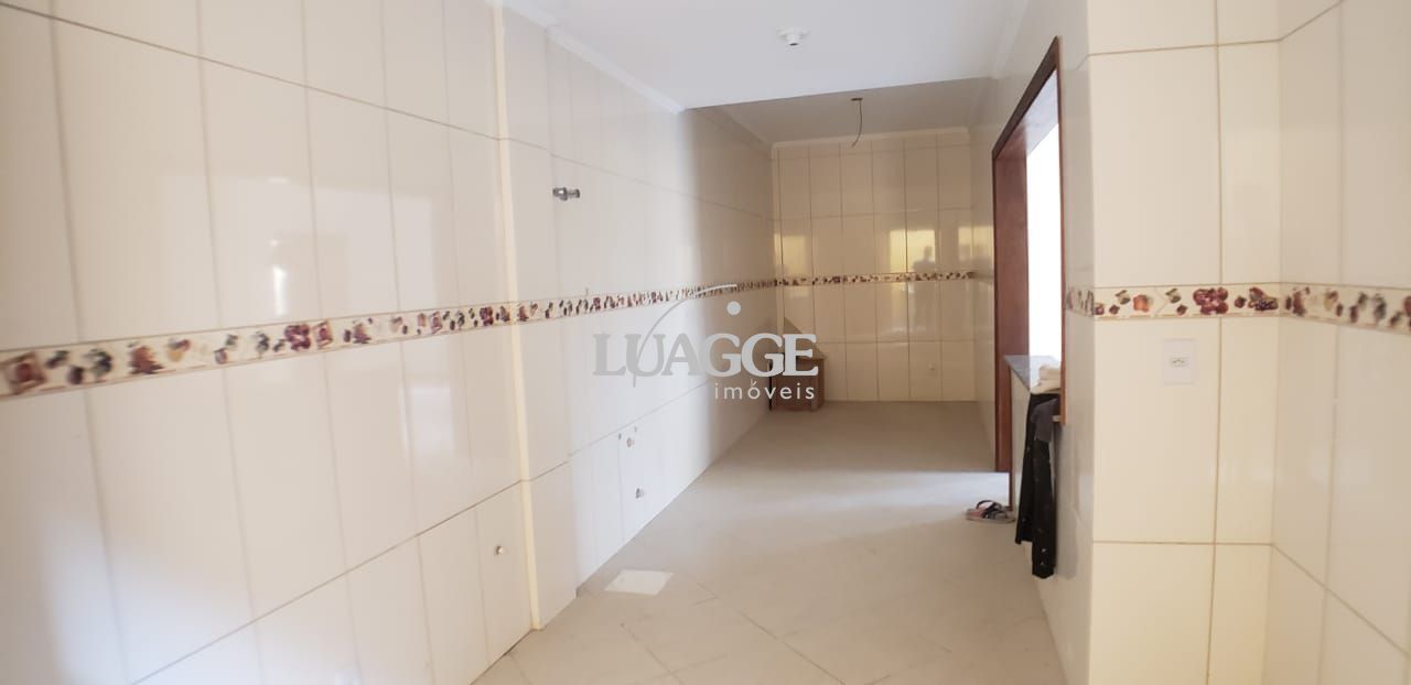 Casa à venda com 2 quartos, 166m² - Foto 5