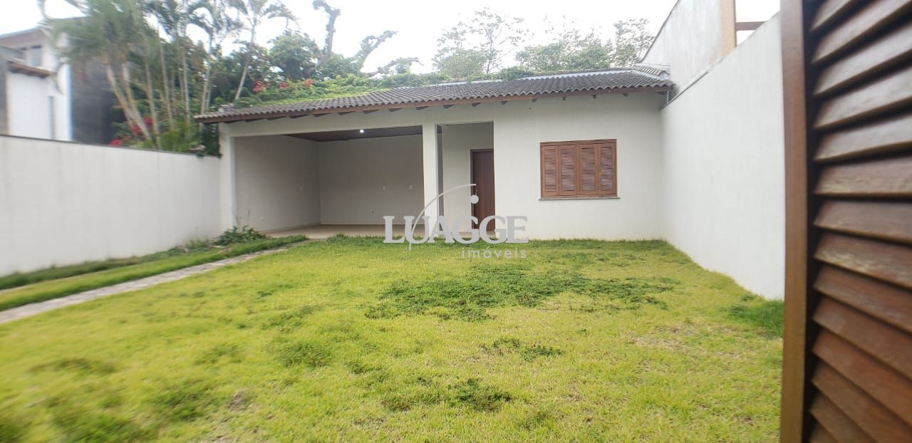 Casa à venda com 4 quartos, 380m² - Foto 6