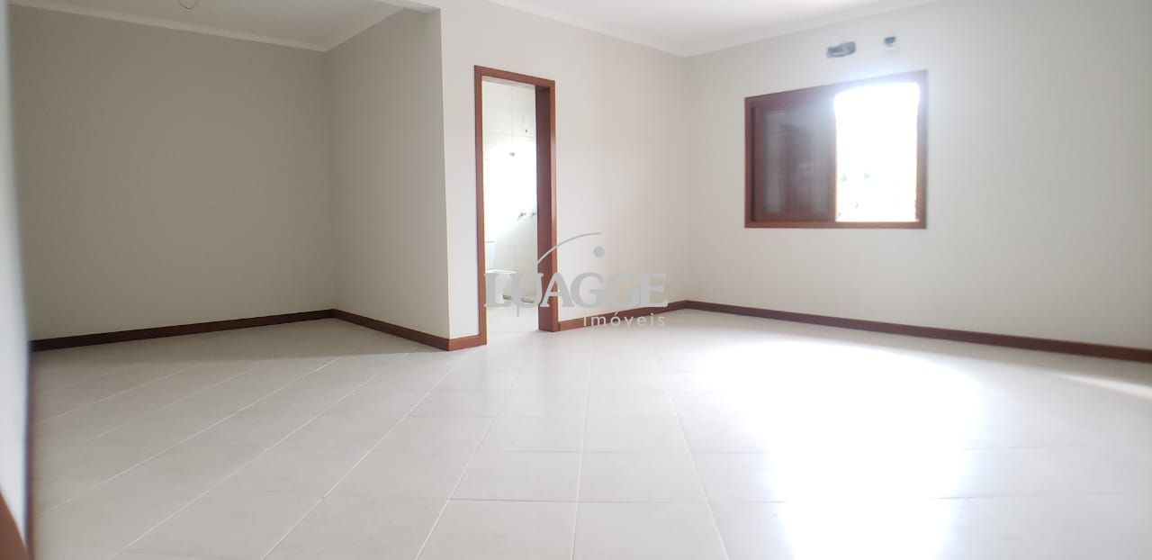 Casa à venda com 4 quartos, 380m² - Foto 8