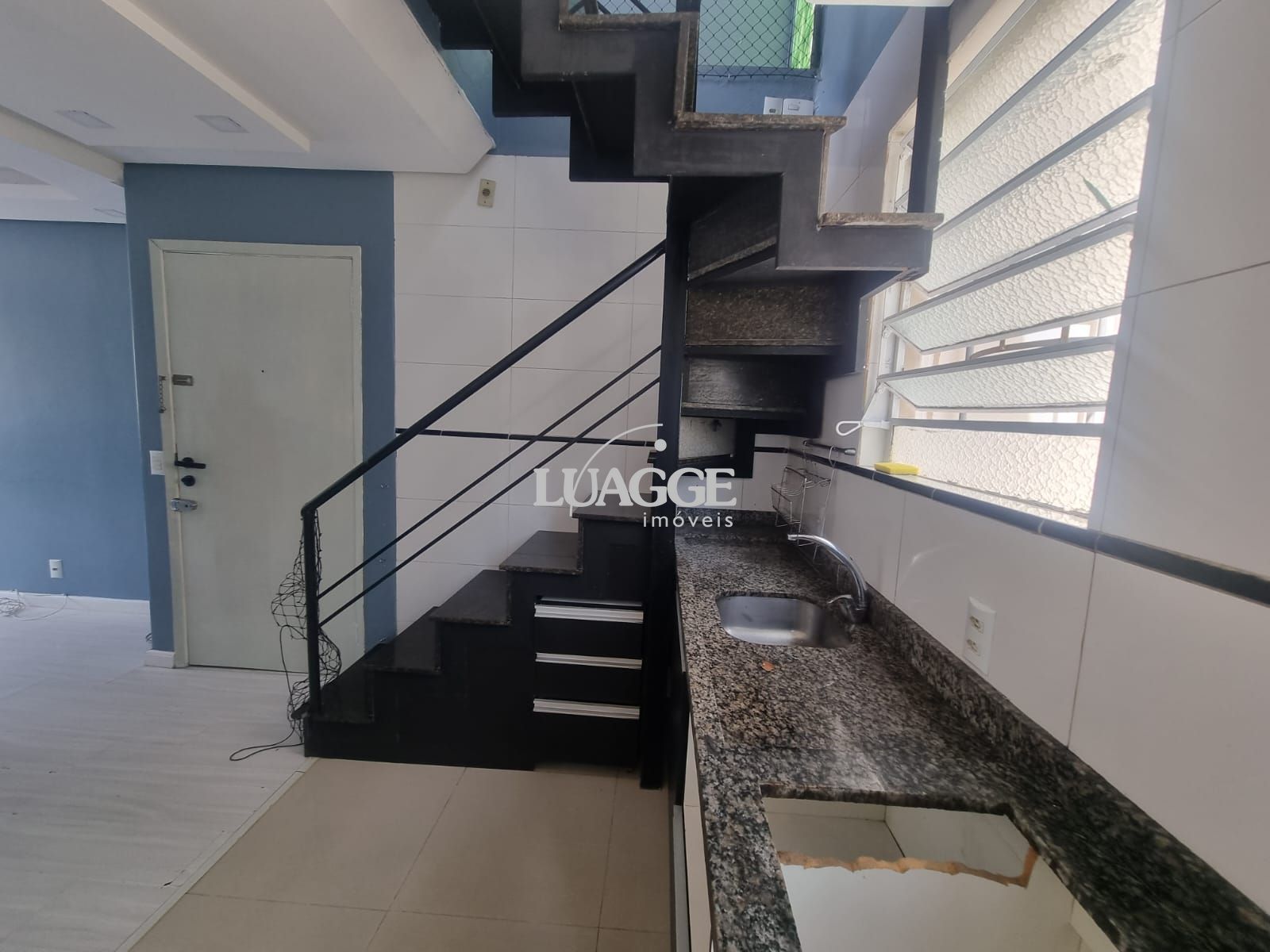 Cobertura à venda com 2 quartos, 92m² - Foto 9