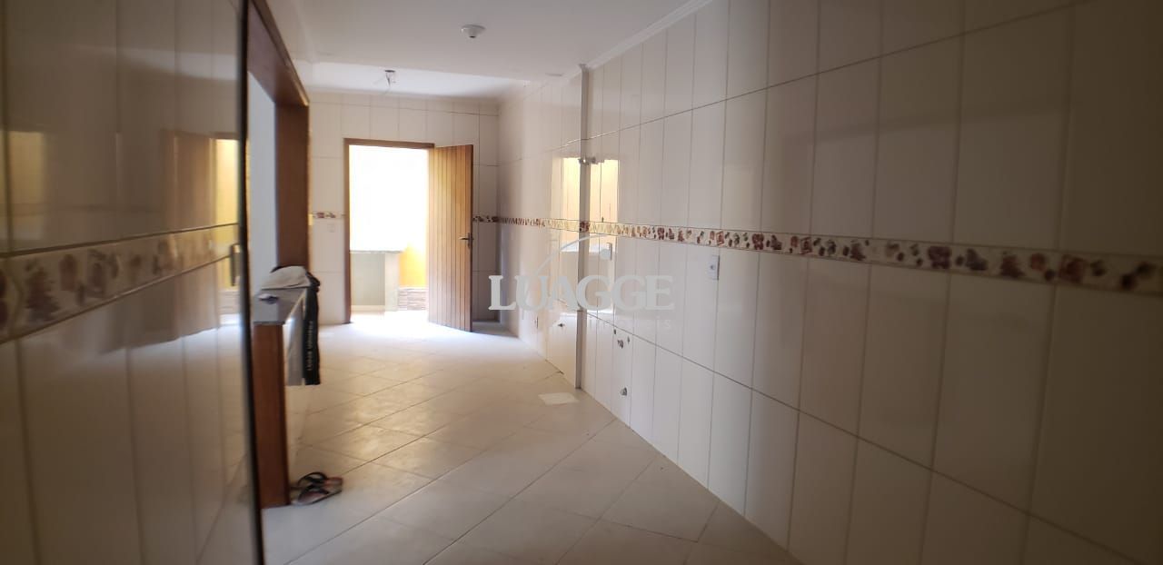 Casa à venda com 2 quartos, 166m² - Foto 6