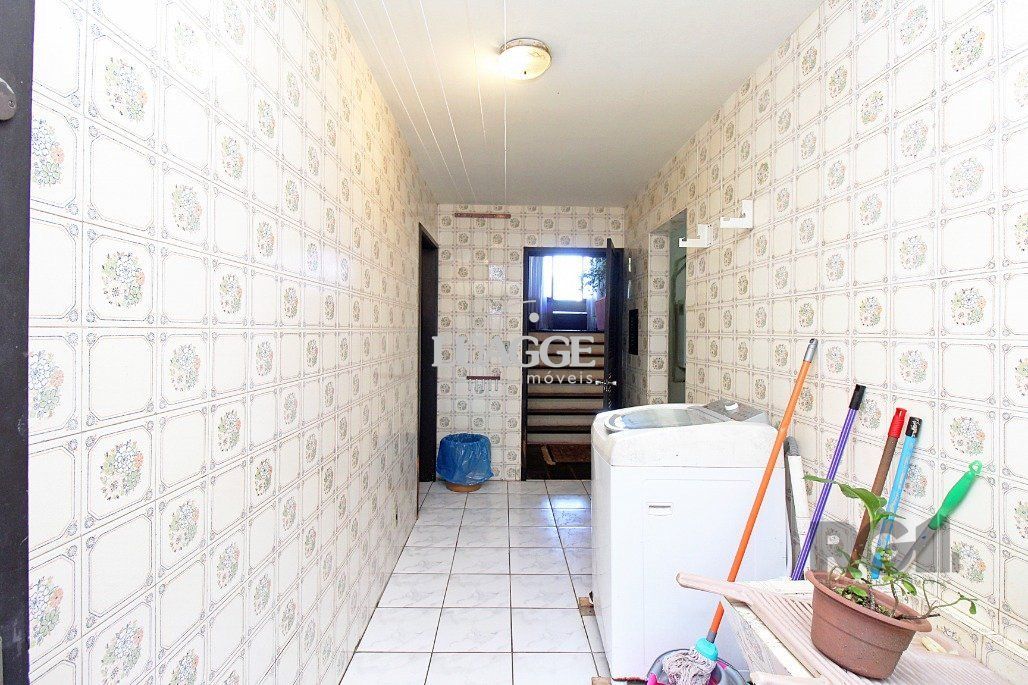 Casa à venda com 3 quartos, 252m² - Foto 24