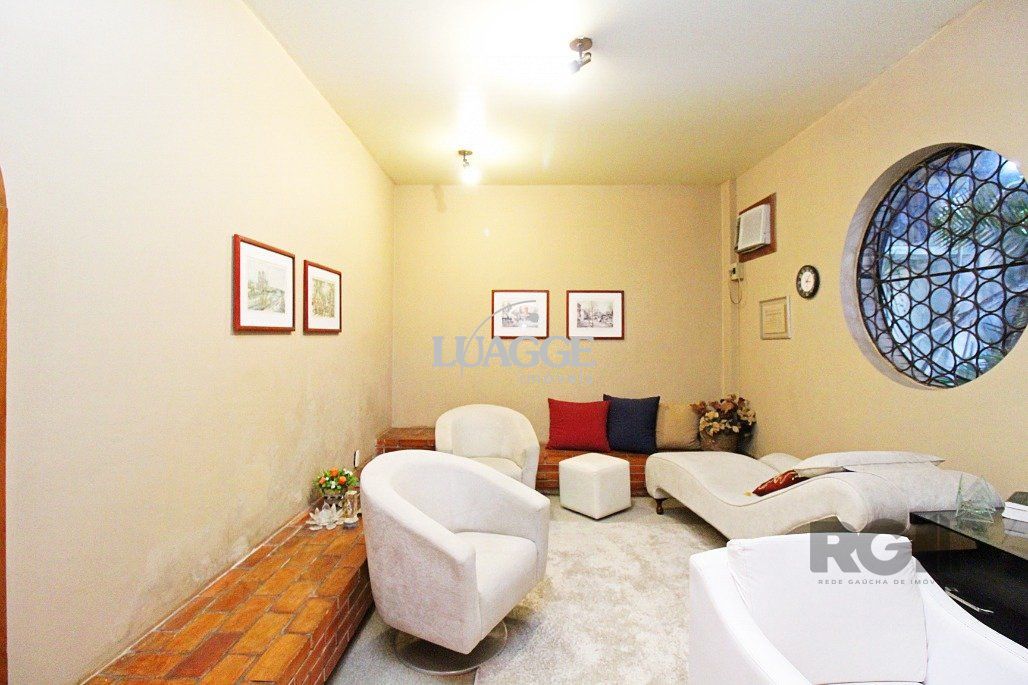 Casa à venda com 3 quartos, 252m² - Foto 18