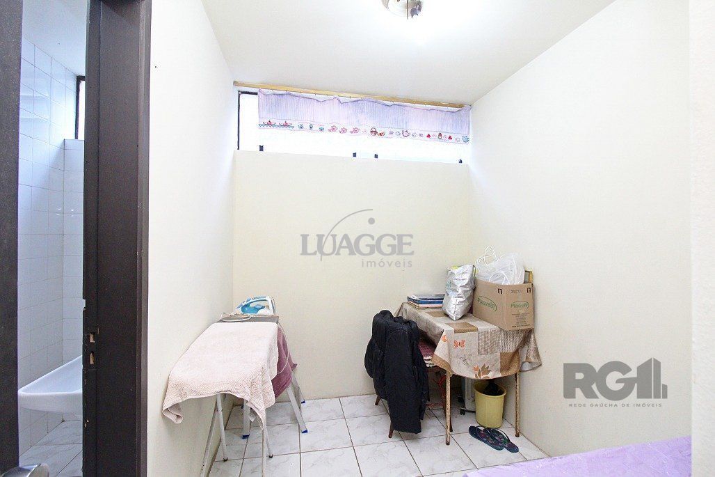 Casa à venda com 3 quartos, 252m² - Foto 21