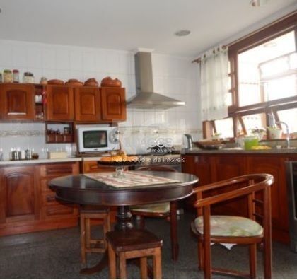 Casa à venda com 4 quartos, 285m² - Foto 19