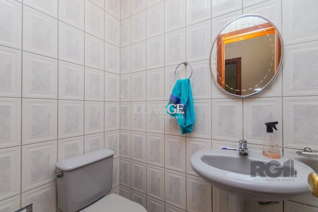 Casa à venda com 4 quartos, 215m² - Foto 16