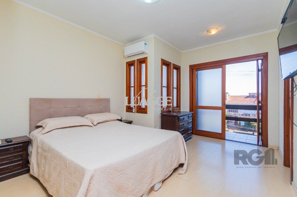 Casa à venda com 4 quartos, 215m² - Foto 26
