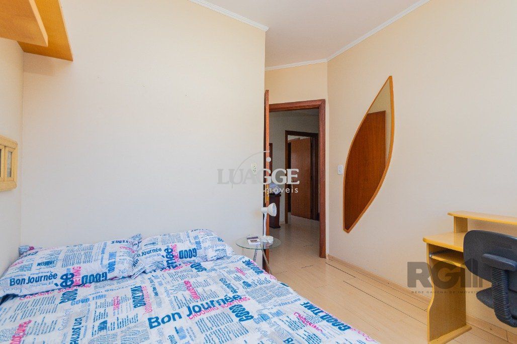 Casa à venda com 4 quartos, 215m² - Foto 23
