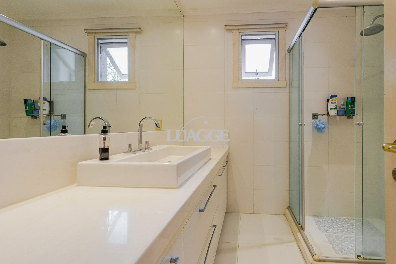 Casa de Condomínio à venda com 3 quartos, 265m² - Foto 17