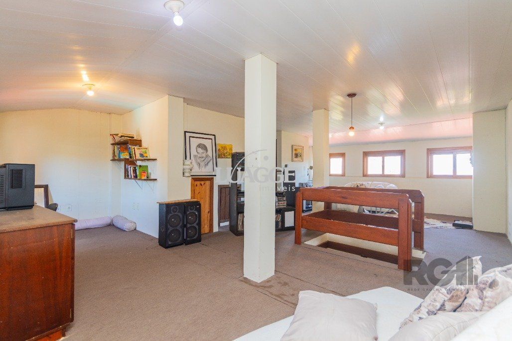 Casa à venda com 4 quartos, 215m² - Foto 15