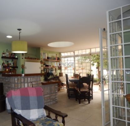 Casa à venda com 4 quartos, 285m² - Foto 20