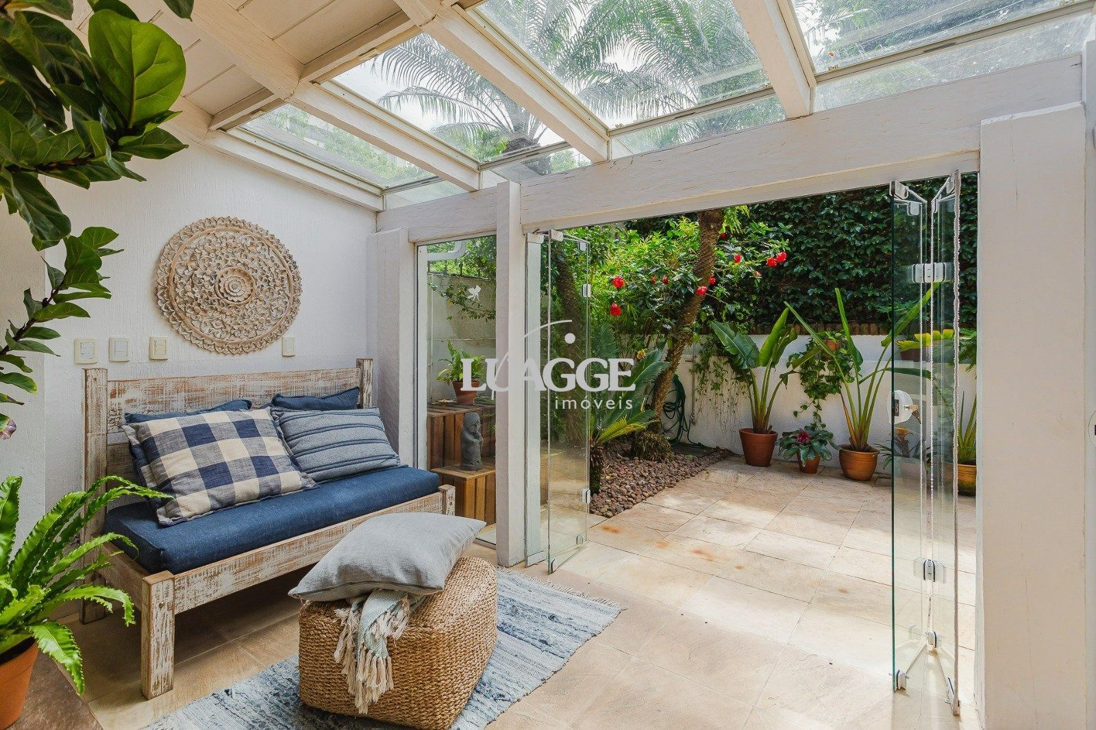 Casa de Condomínio à venda com 3 quartos, 265m² - Foto 9