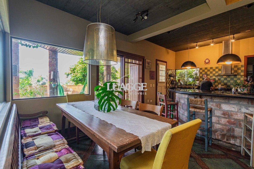 Casa à venda com 4 quartos, 342m² - Foto 15