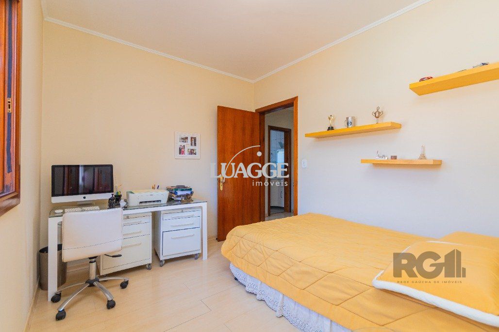 Casa à venda com 4 quartos, 215m² - Foto 20