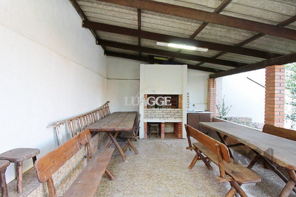 Casa à venda com 3 quartos, 252m² - Foto 31