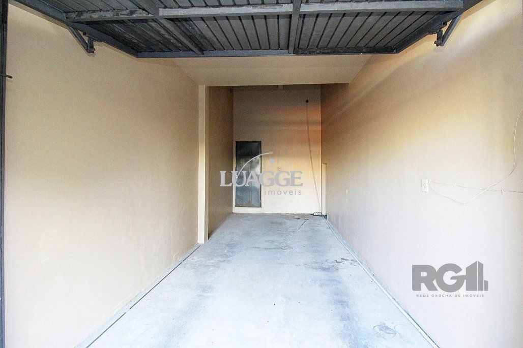 Casa à venda com 3 quartos, 252m² - Foto 34