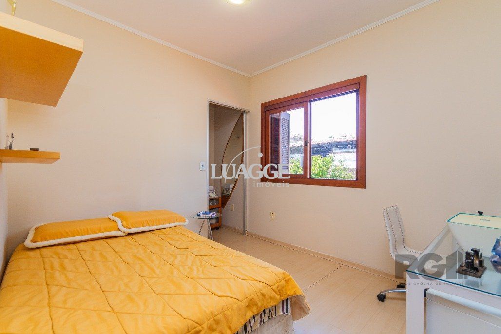 Casa à venda com 4 quartos, 215m² - Foto 19