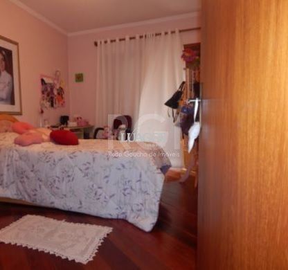 Casa à venda com 4 quartos, 285m² - Foto 10
