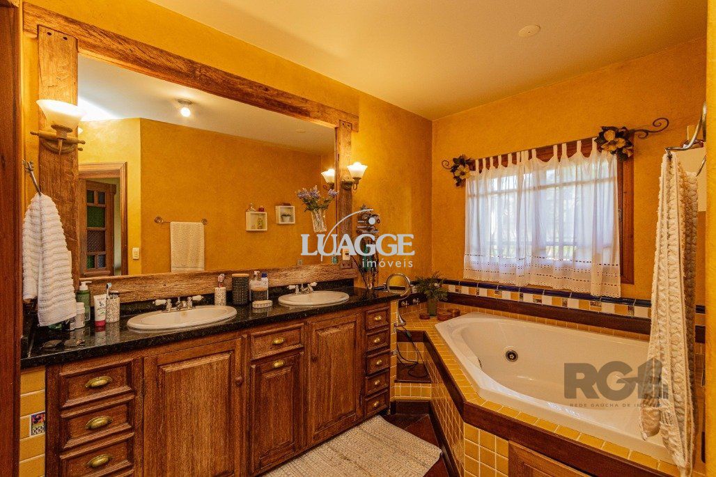 Casa à venda com 4 quartos, 342m² - Foto 39