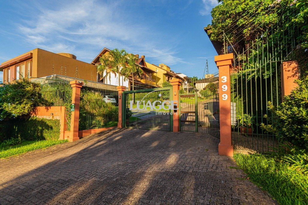 Casa à venda com 4 quartos, 342m² - Foto 70