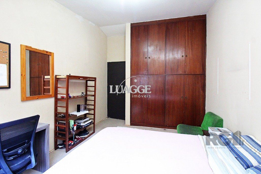 Casa à venda com 3 quartos, 252m² - Foto 12
