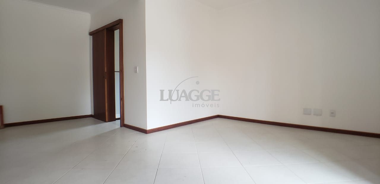 Casa à venda com 2 quartos, 166m² - Foto 9