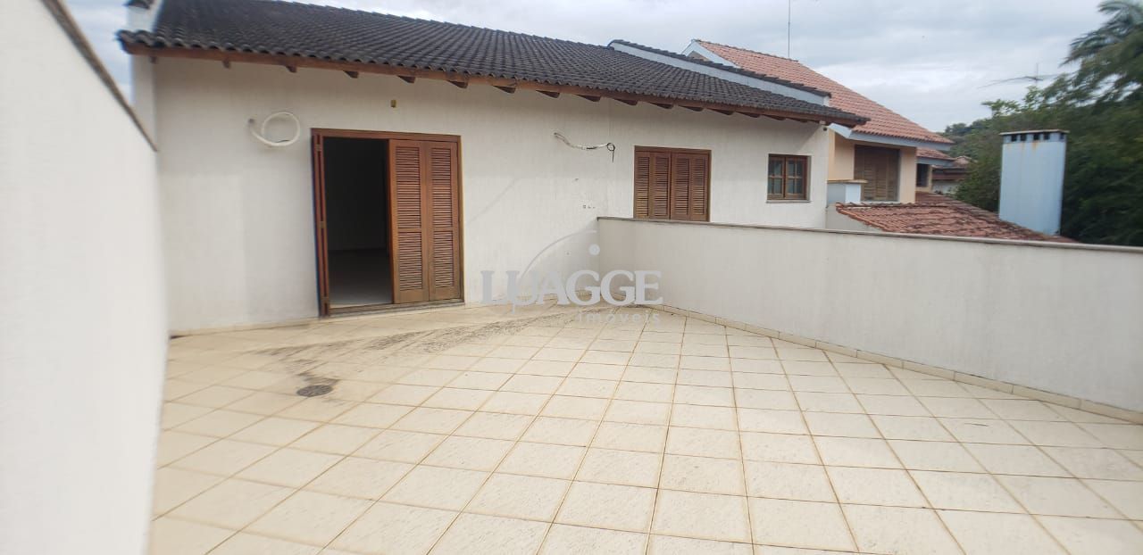 Casa à venda com 4 quartos, 380m² - Foto 10