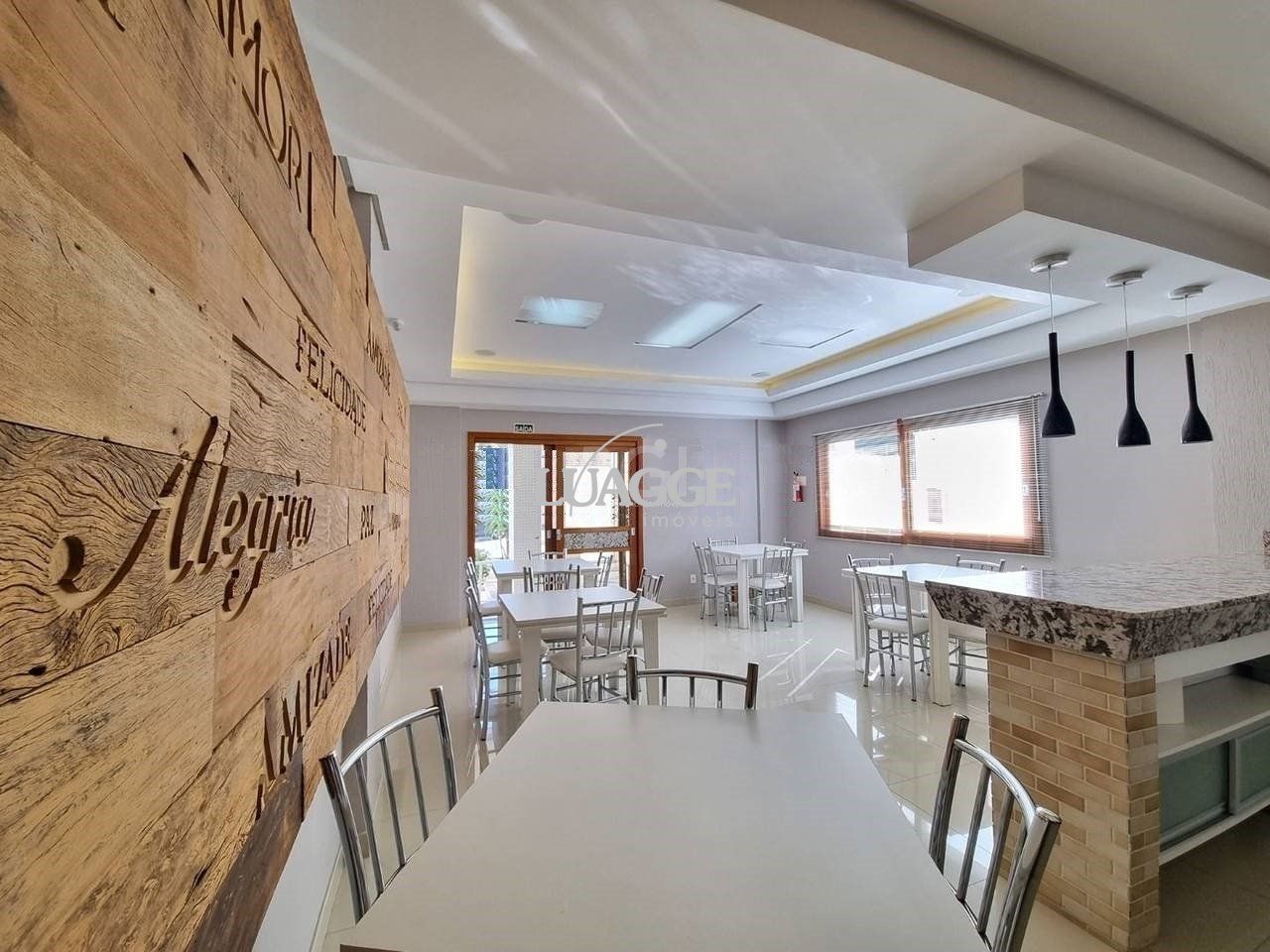 Apartamento à venda com 3 quartos, 211m² - Foto 8