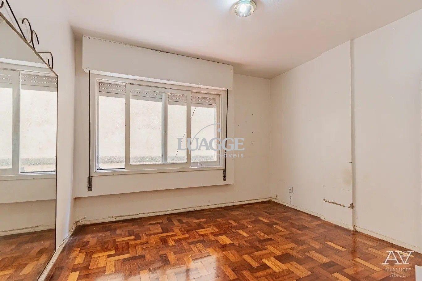 Apartamento à venda com 2 quartos, 61m² - Foto 5