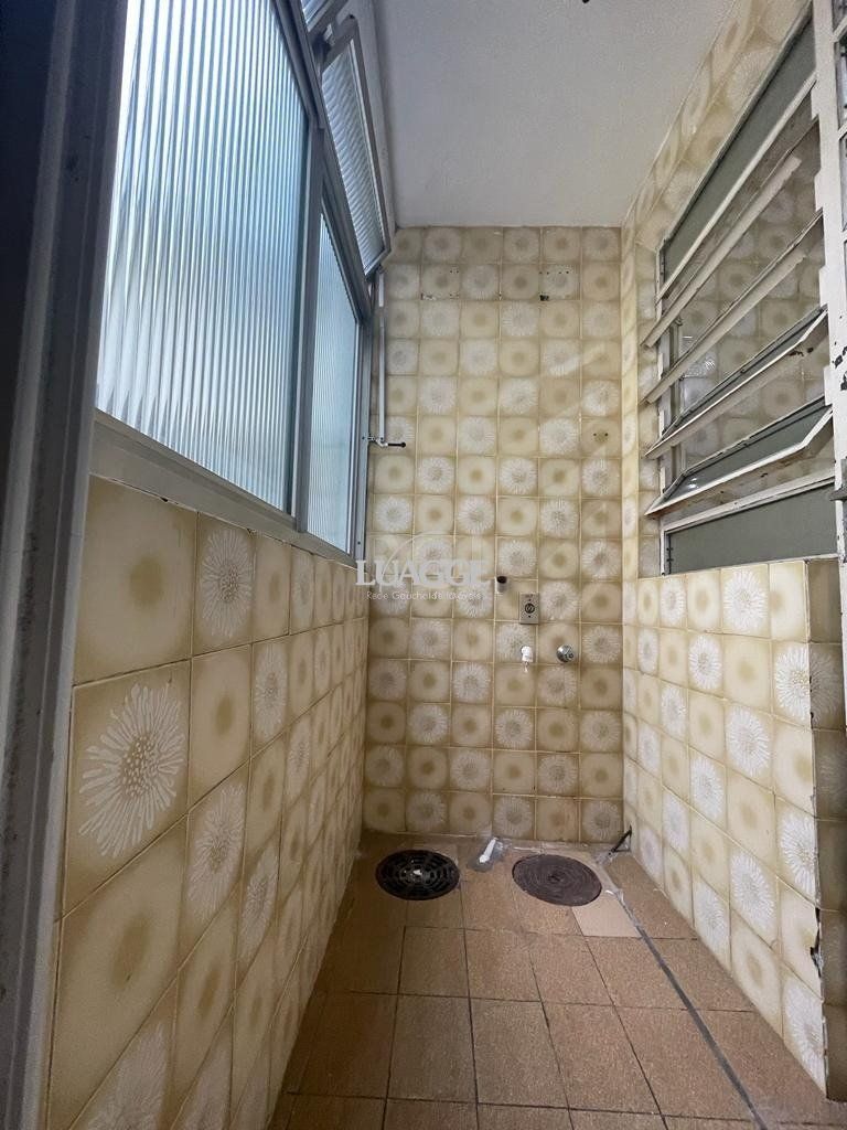 Apartamento à venda com 2 quartos, 67m² - Foto 13