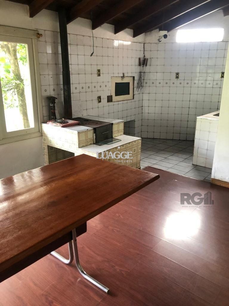 Casa à venda com 3 quartos, 224m² - Foto 12
