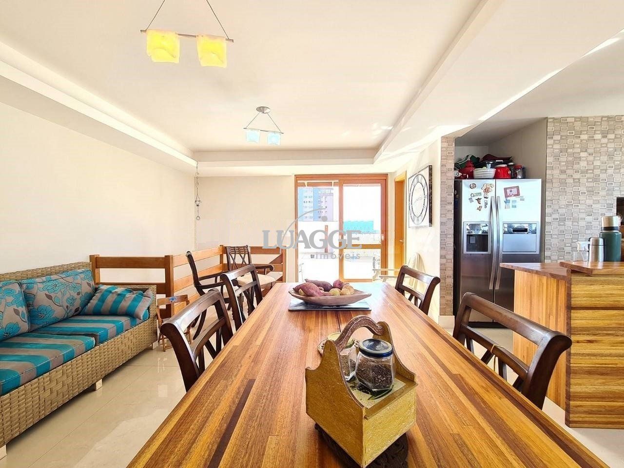 Apartamento à venda com 3 quartos, 211m² - Foto 25