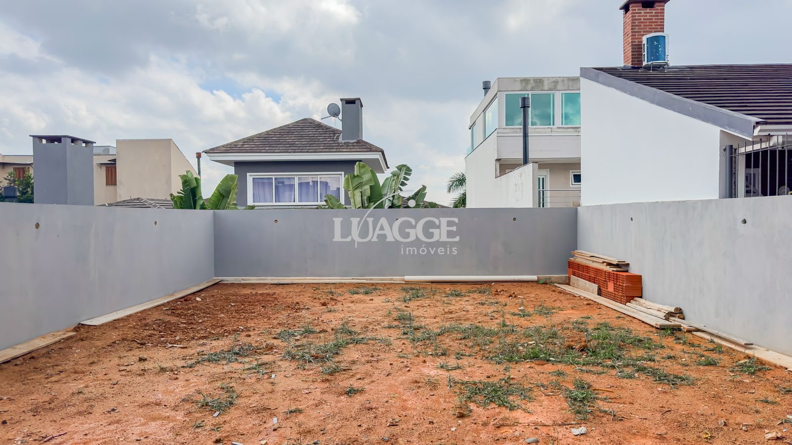 Casa de Condomínio à venda com 3 quartos, 201m² - Foto 42