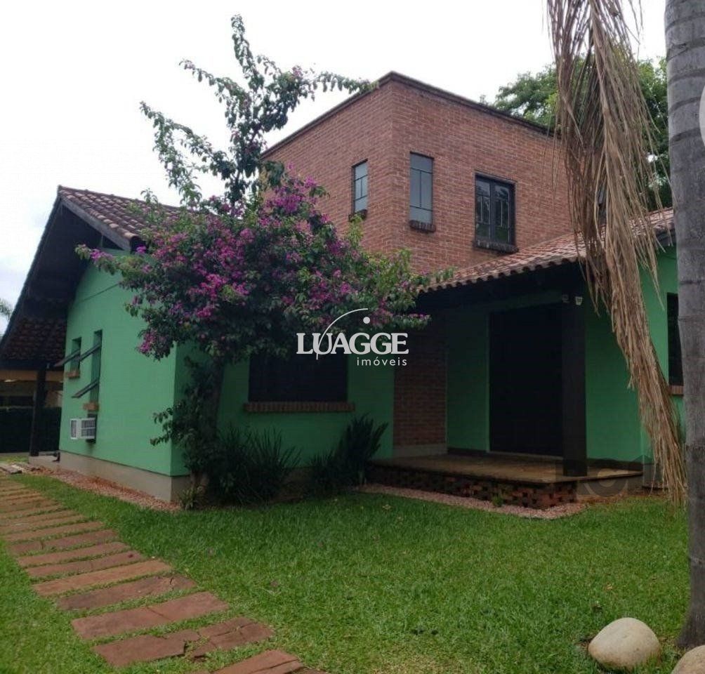 Casa à venda com 2 quartos, 139m² - Foto 1