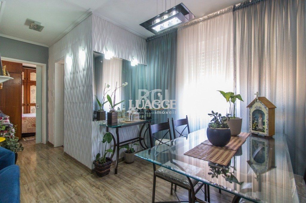 Apartamento à venda com 2 quartos, 61m² - Foto 4