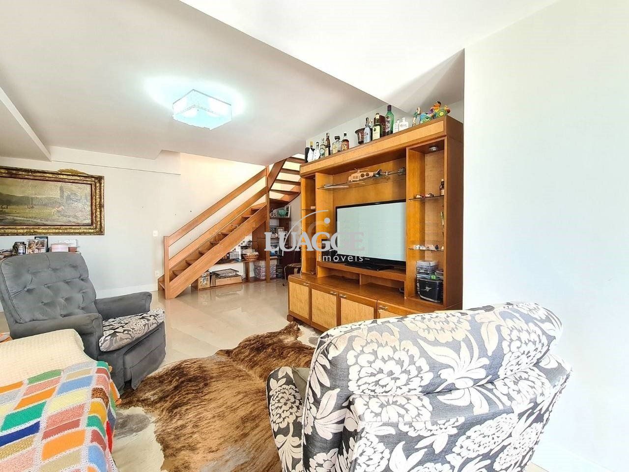 Apartamento à venda com 3 quartos, 211m² - Foto 14