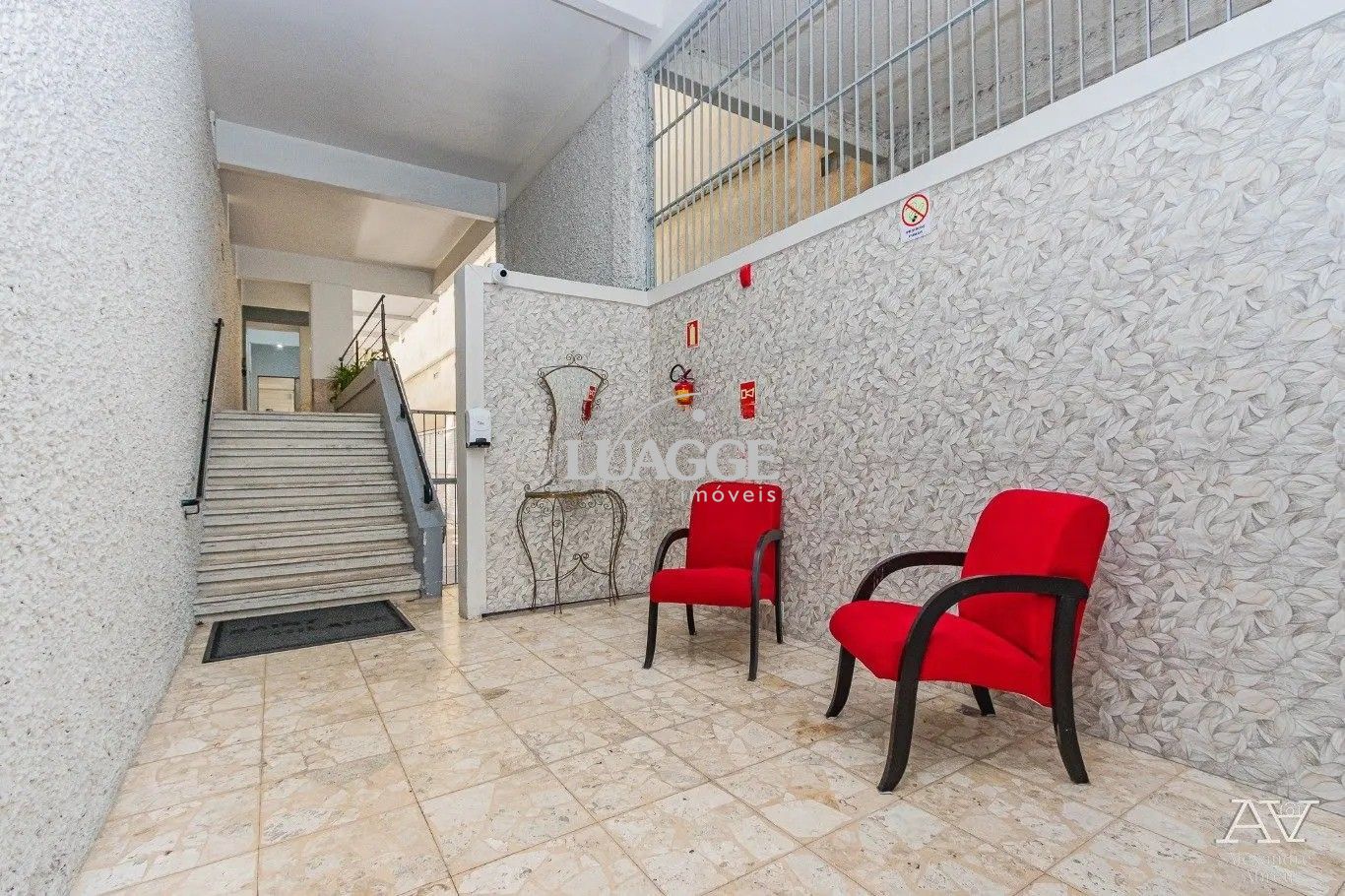Apartamento à venda com 2 quartos, 61m² - Foto 3