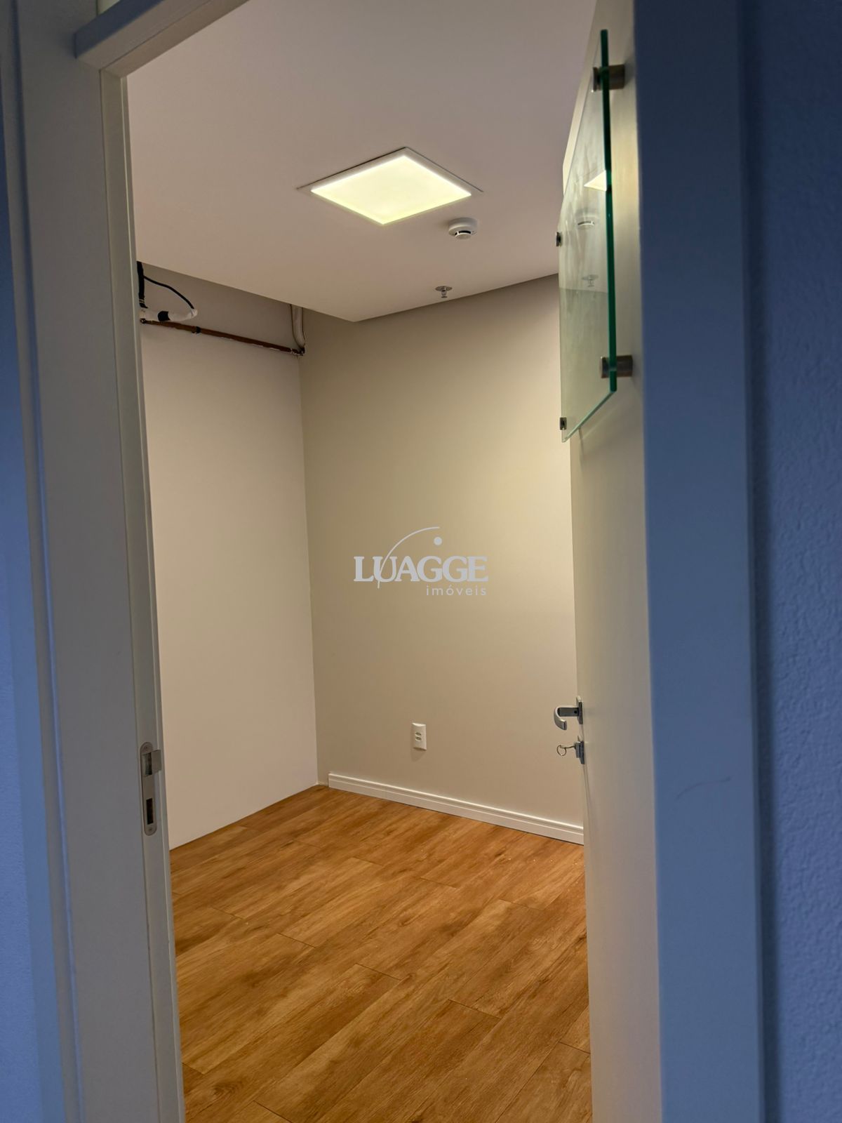 Conjunto Comercial-Sala à venda com 2 quartos, 32m² - Foto 8